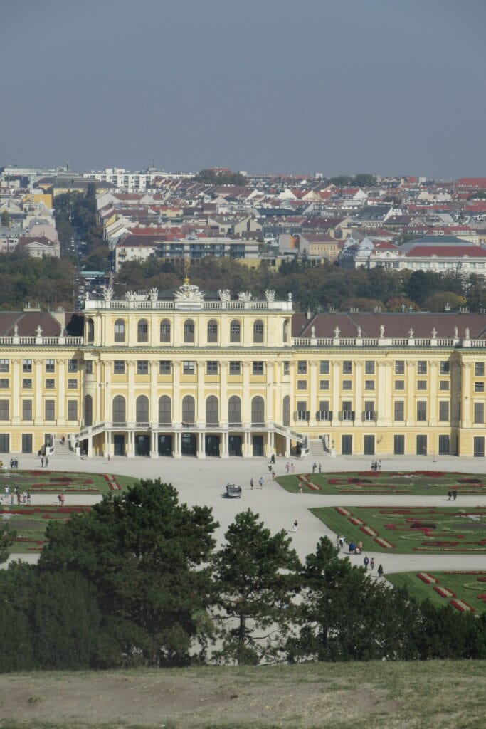 Vue de Vienne depuis le bas de la Gloriette à Schonbrunn