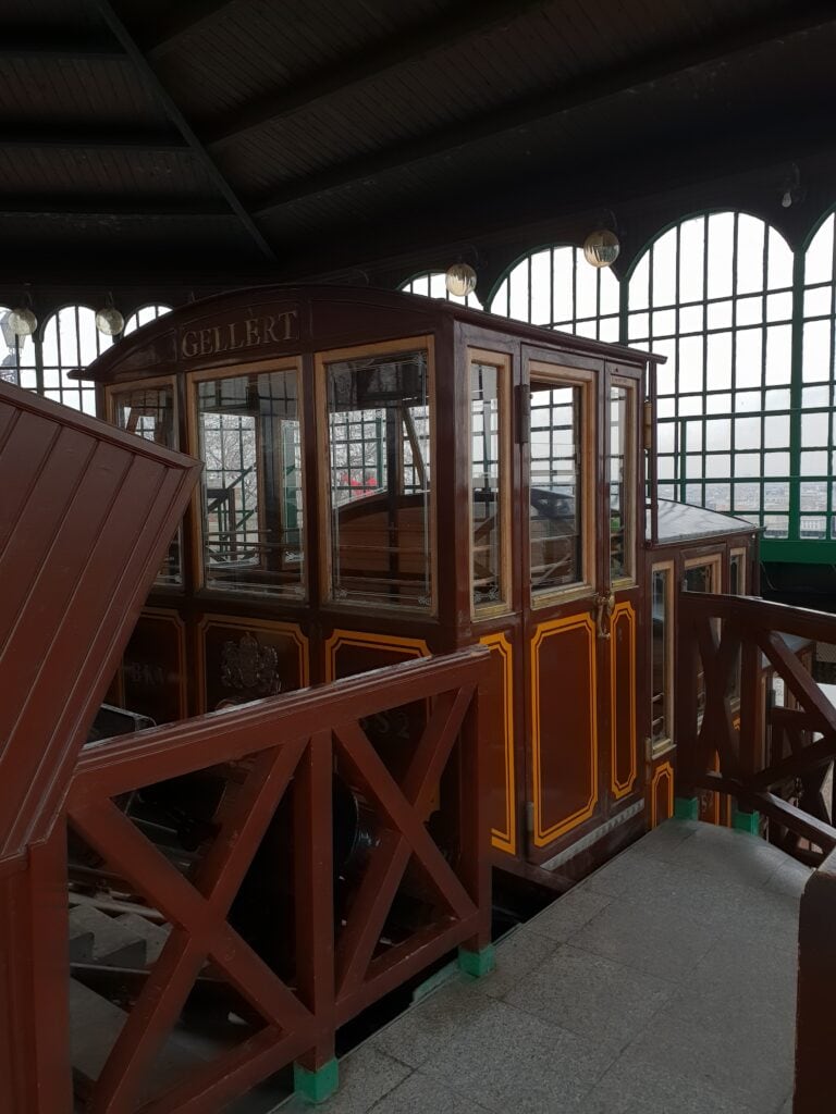 funiculaire budapest hongrie
