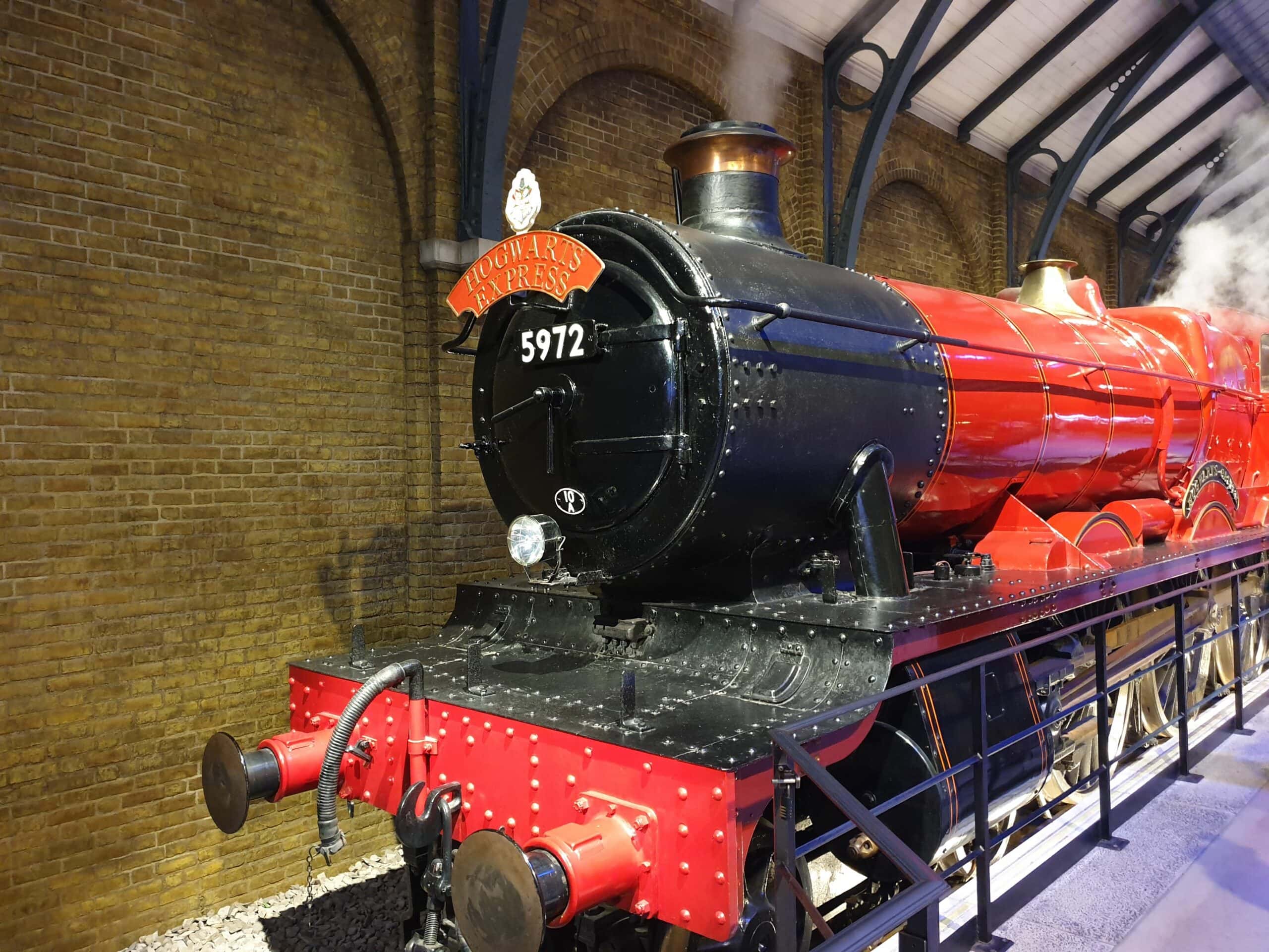 Locomotive du Poudlard Express au studio Harry Potter de Londres